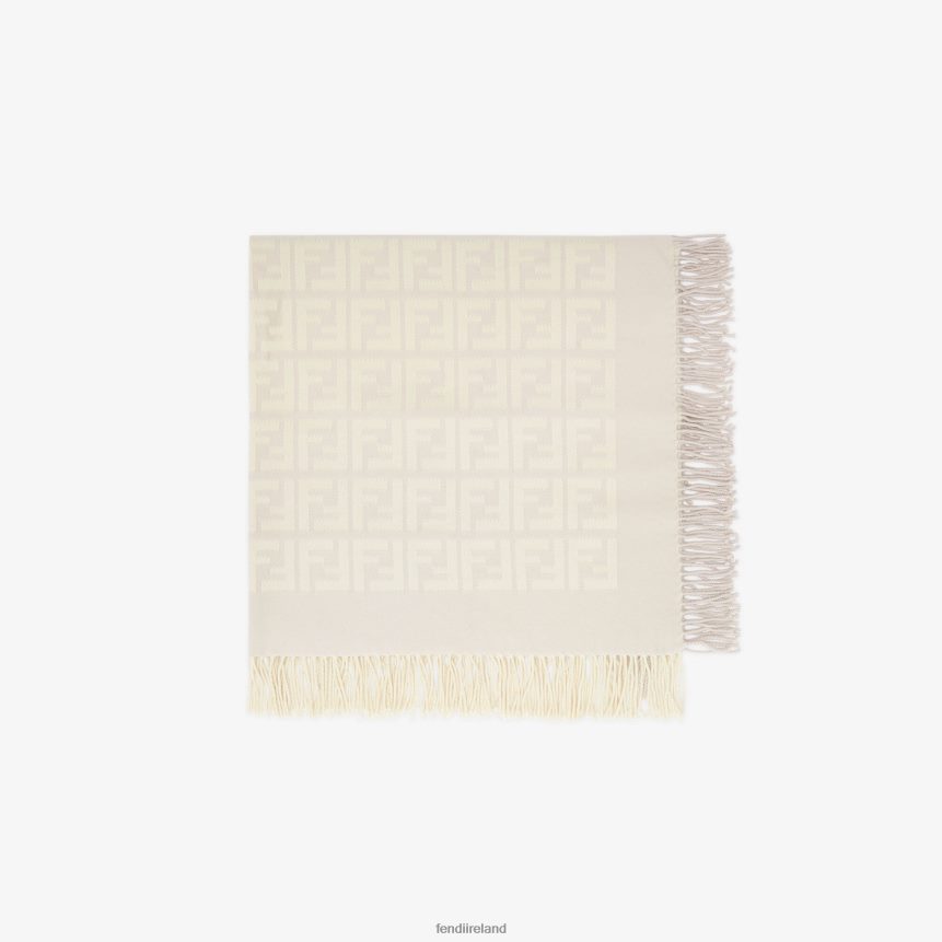 Fendi Kids Baby Blanket In Wool And Cashmere With All-Over 3D Logo R06TFR2792 Accessories Fashion