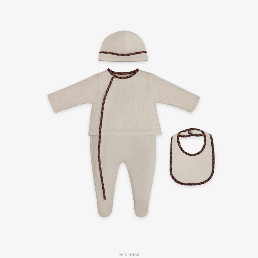 Fendi Kids Quilted Cotton Baby Set R06TFR2836 Apparel Fashion