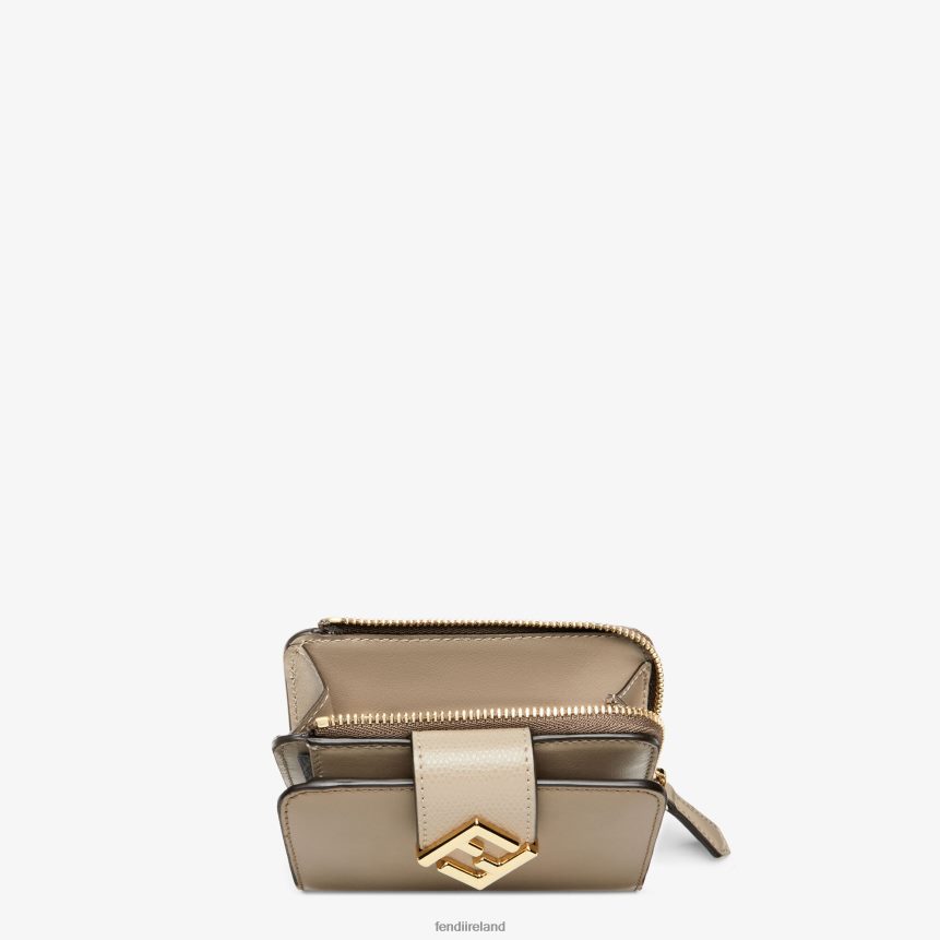 Fendi Women Two-Tone And Dove Leather Wallet R06TFR1508 Accessories White